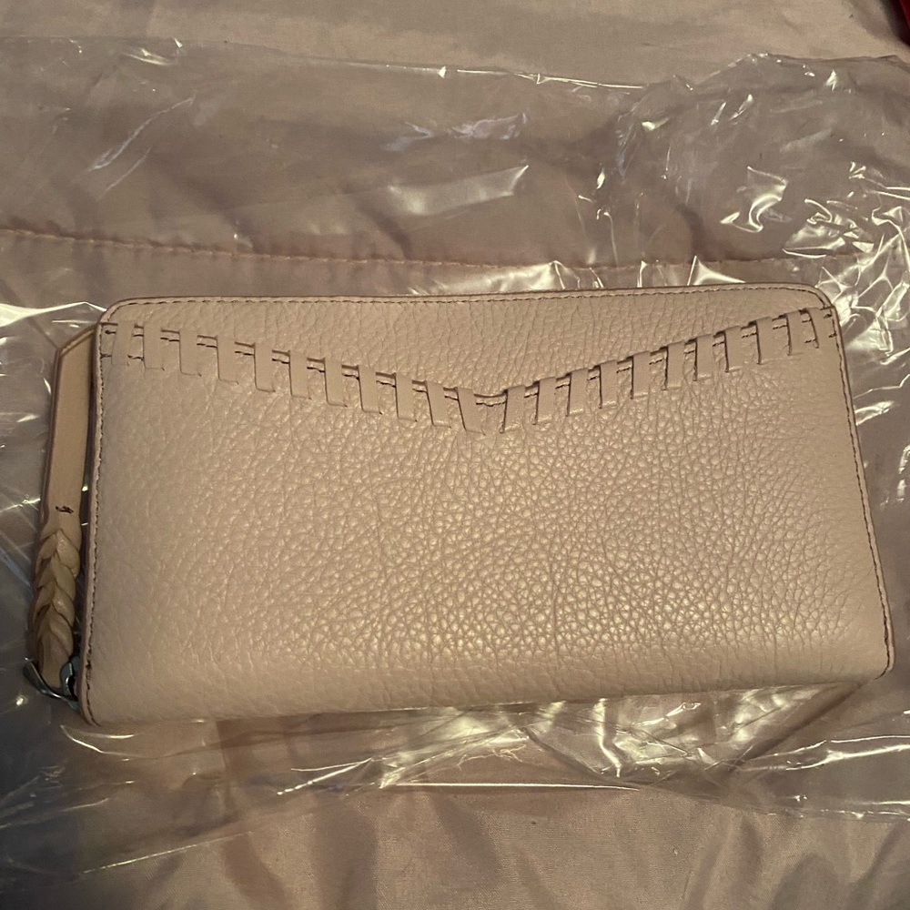 Fossil wallet